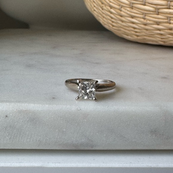 14K White Gold Diamond Wedding Ring - Engagement Ring - Picture 3 of 12